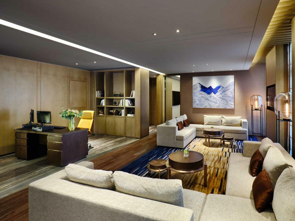 Primus Hotel Shanghai Sanjiagang - Offer Pudong International Airport And Disney Shuttle מראה חיצוני תמונה